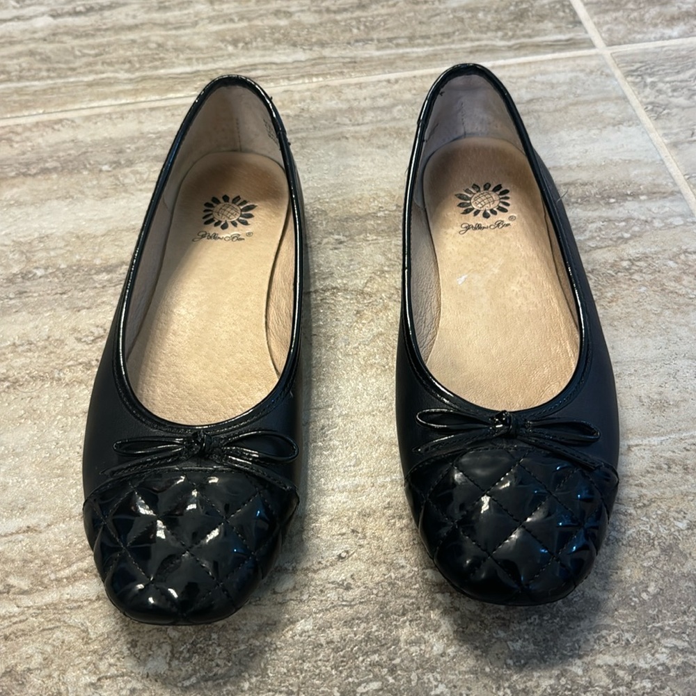 Yellow Box Black Ballerina Flats Size 6.5